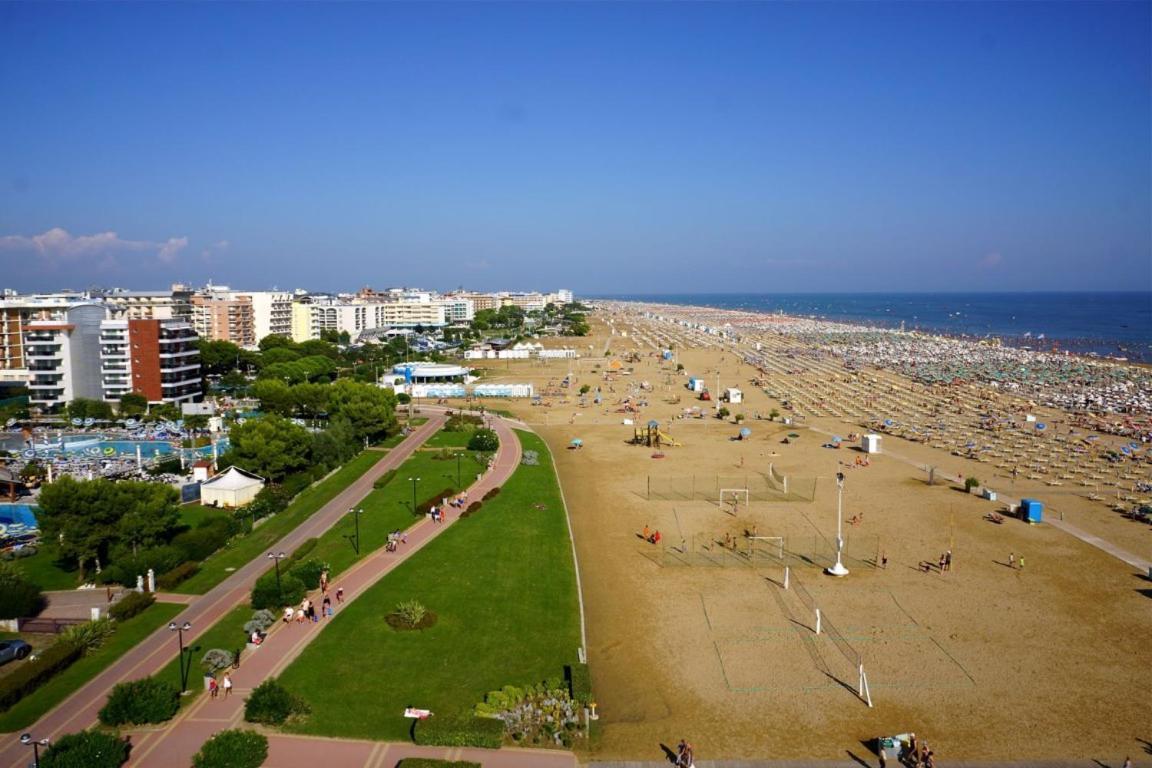 Appartamenti Auriga Bibione Kültér fotó